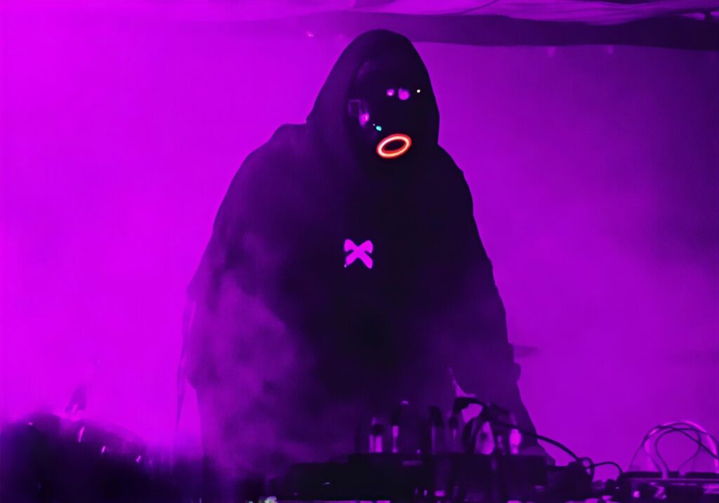 Conoce a M.W.E.I.M y su nuevo sencillo